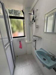 Sims Avenue (D14), Apartment #561525921